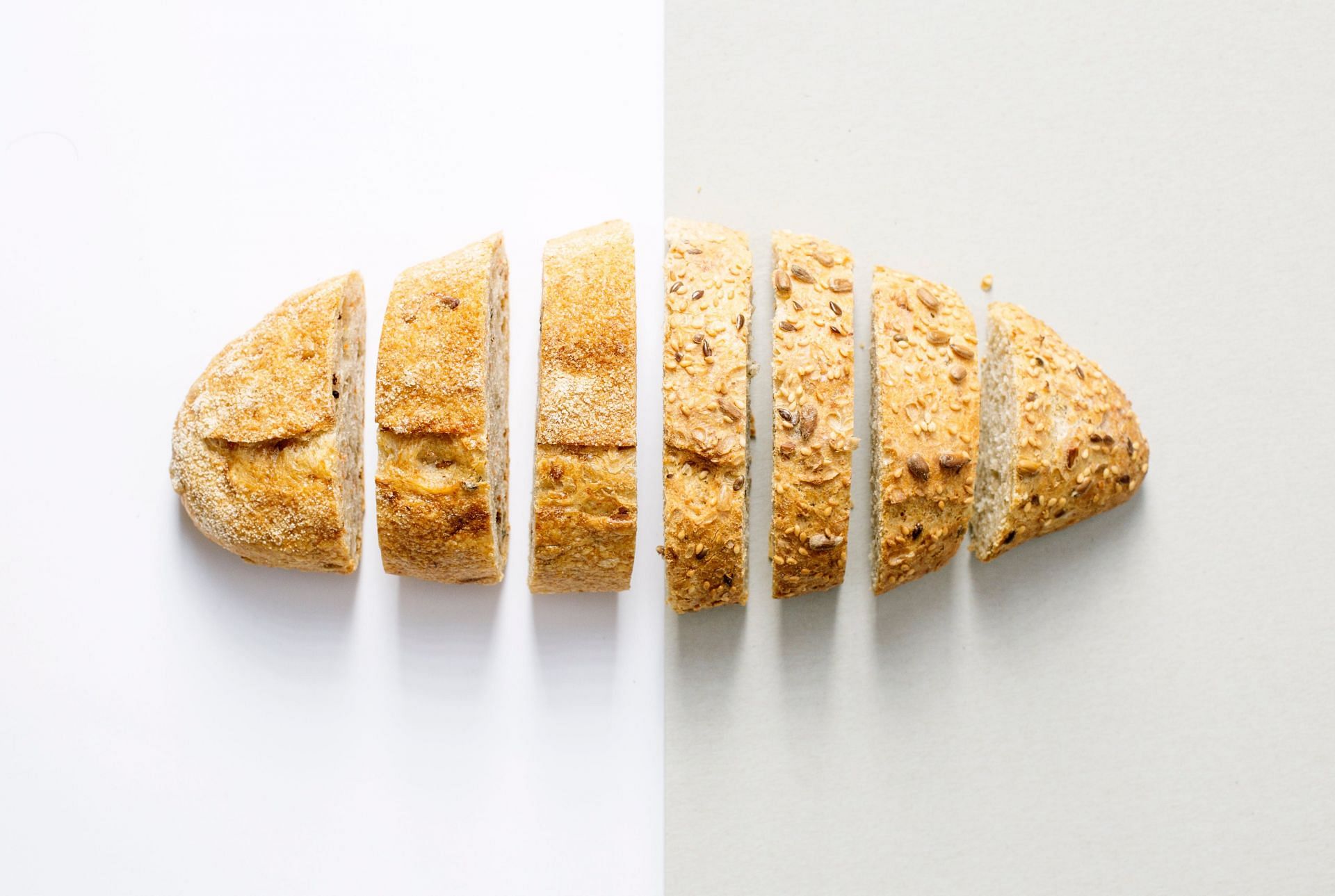 Benefits of low carb bread (image sourced via Pexels / Photo by mariana)